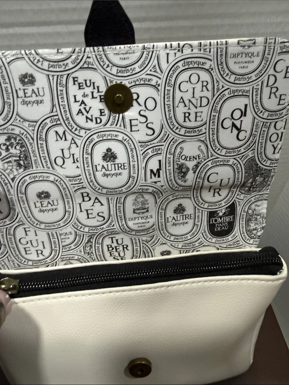 Diptyque Cream Leather Cosmetic 3 Piece Pouch Bundle